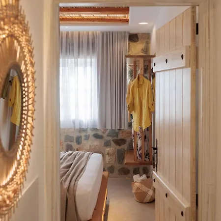 Boriadon Rustic Countryside Homes Vivlos