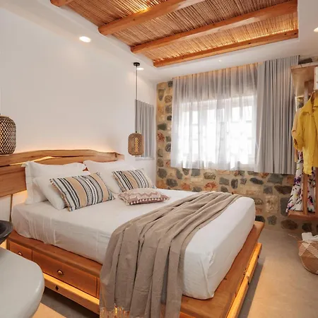 Boriadon Rustic Countryside Homes *