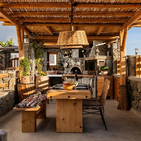 Boriadon Rustic Countryside Homes